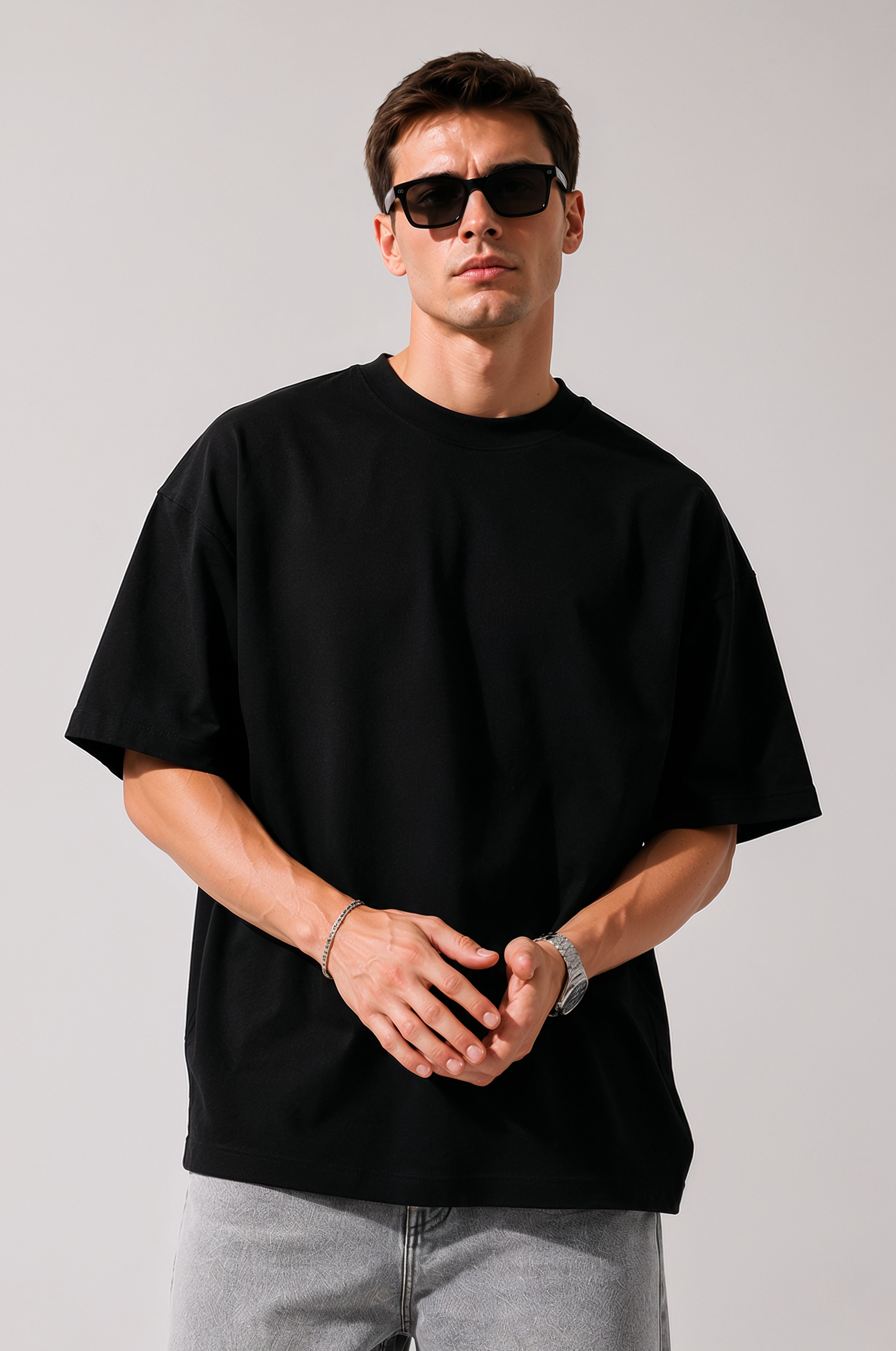 Hashiriya Men Oversized Classic T-Shirt